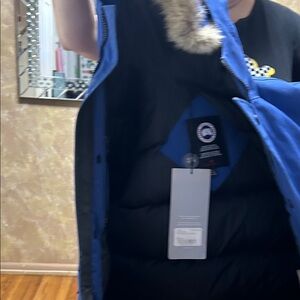 Canada goose blue Puffer Jacket with Fur Trim size 14/16 lg